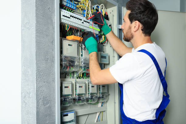 Best Commercial Electrician Services  in Junction City, CA